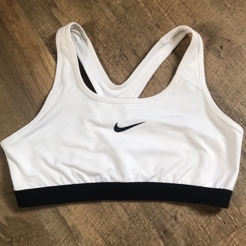 Nike Dry-fit sports bra